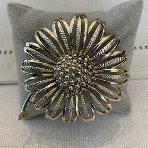 Sarah Coventry Vintage Daisy Mae 1960 Sunflower Brooch